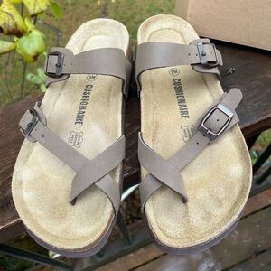 Womens Cushionaire Footbed Sandles -9